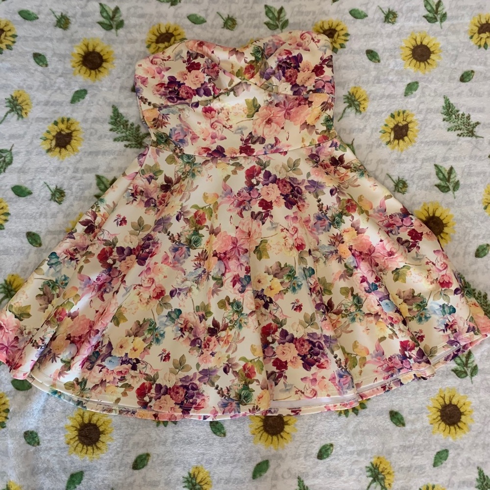 Floral mini dress